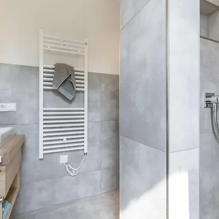 De Boeoei 9253 * Фемарн