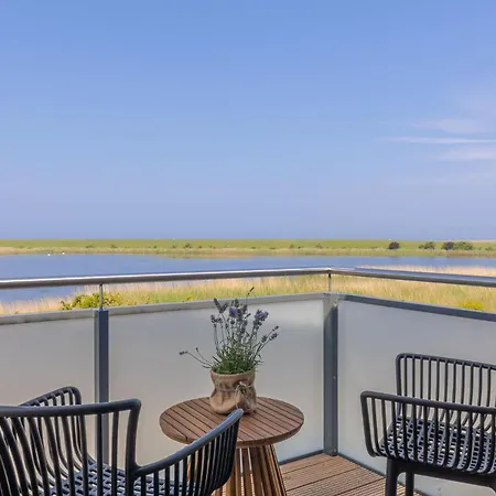 Дом отдыха De Boeoei 9253 *